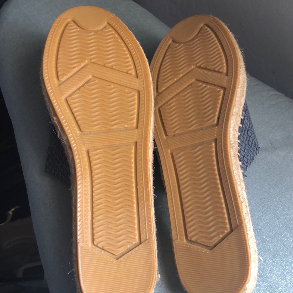 Flat Snakeskin Pattern Slides - image 3